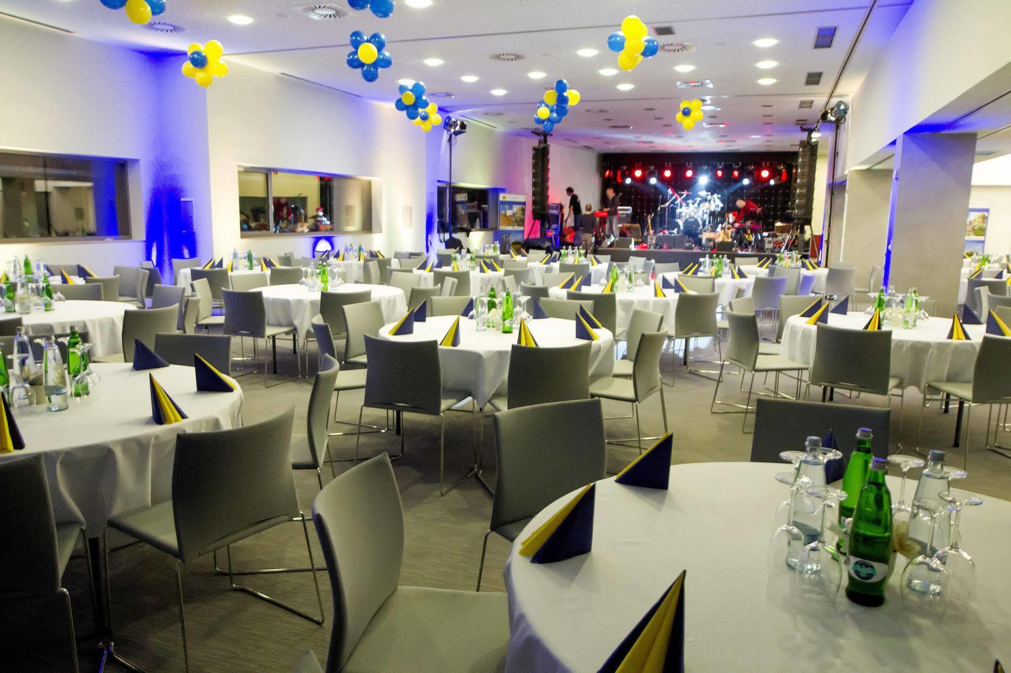Hotel Atom Třebíč מראה חיצוני תמונה